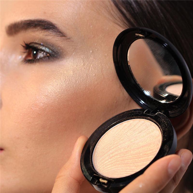 FOCALLURE Ultra Glow Beam Highlighter Face Bronzer Powder