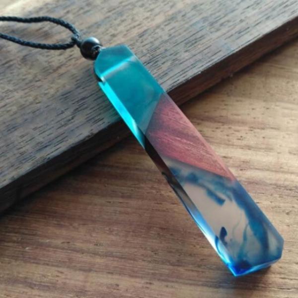 Handmade Vintage Resin Wood Pendant Necklace [10 Variants]